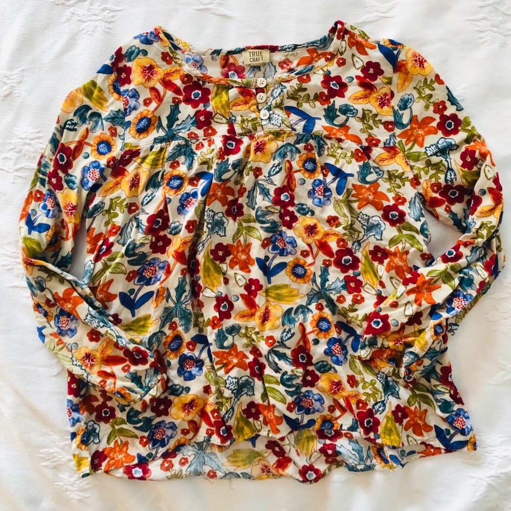 Long sleeve girl’s blouse